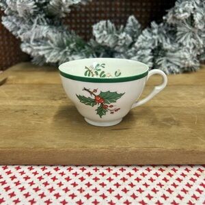 Vintage Christmas cup Plummer ltd New York replacement cup
